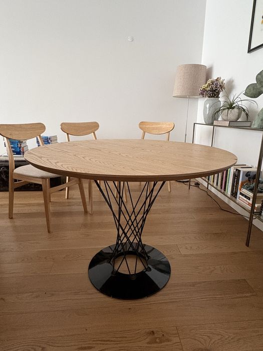 Mesa de jantar redonda (Sklum)