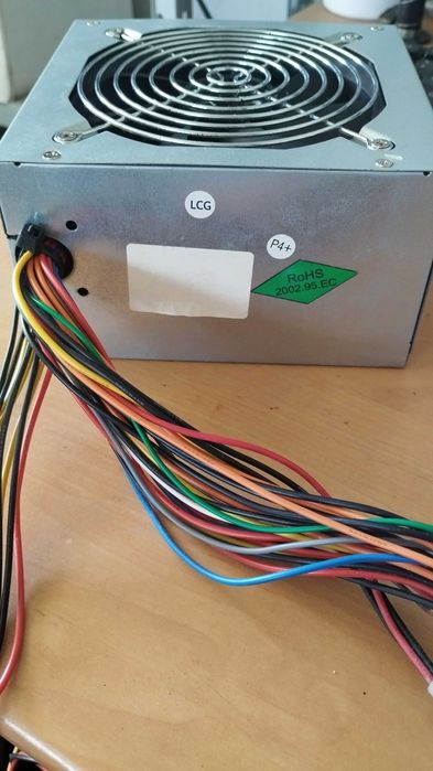 450W Power Supply in Excellent Condition64739764193666121