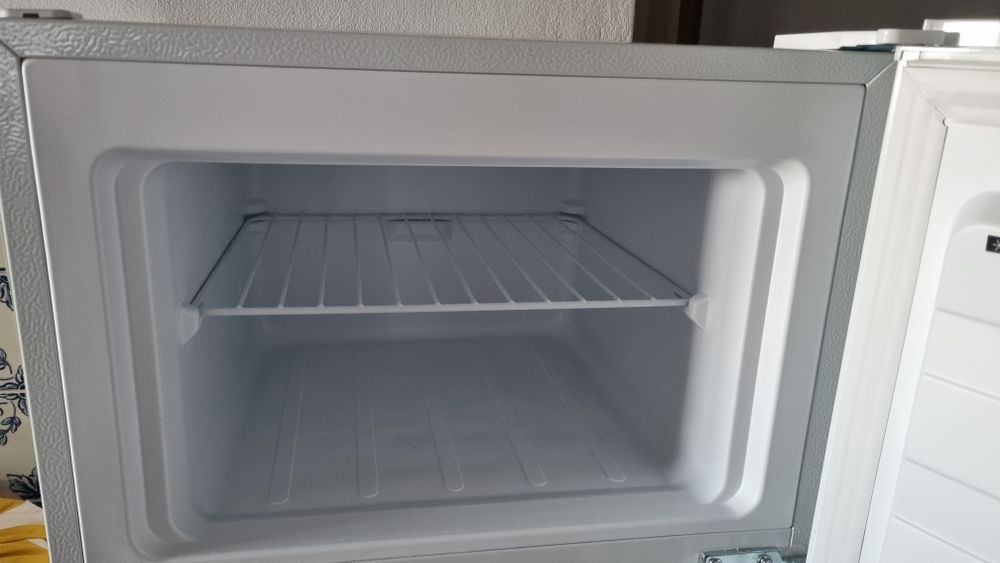 Frigorifico com Garantia EDESA Branco 2 portas com Congelador