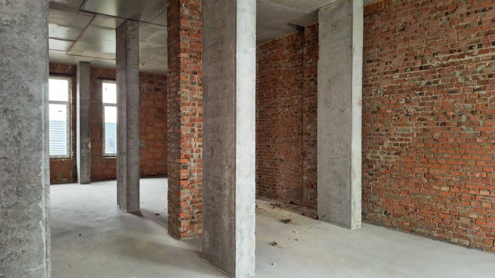 Здам в оренду комерційне приміщення. ЖК Емпатіка. Фасад.