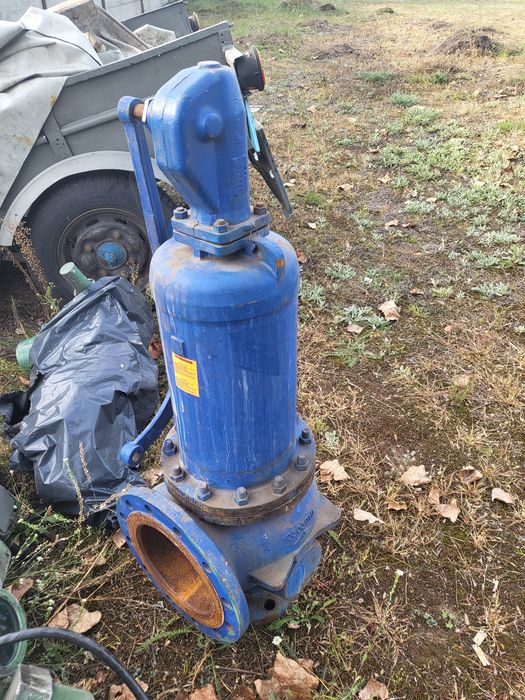 Zawór bezpieczeństwa armak zetkama  100x150  Pn 40