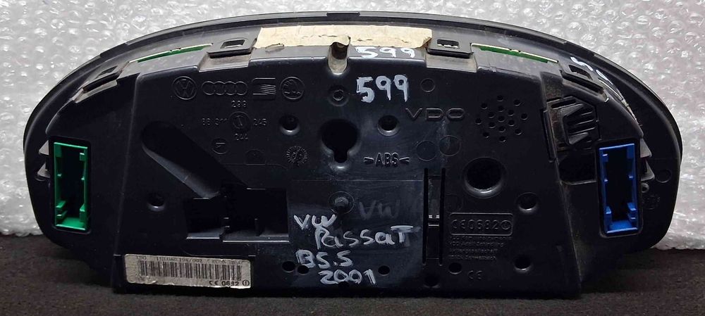 Quadrante / Painel de Instrumentos 3B0920827A - VW PASSAT B5.5