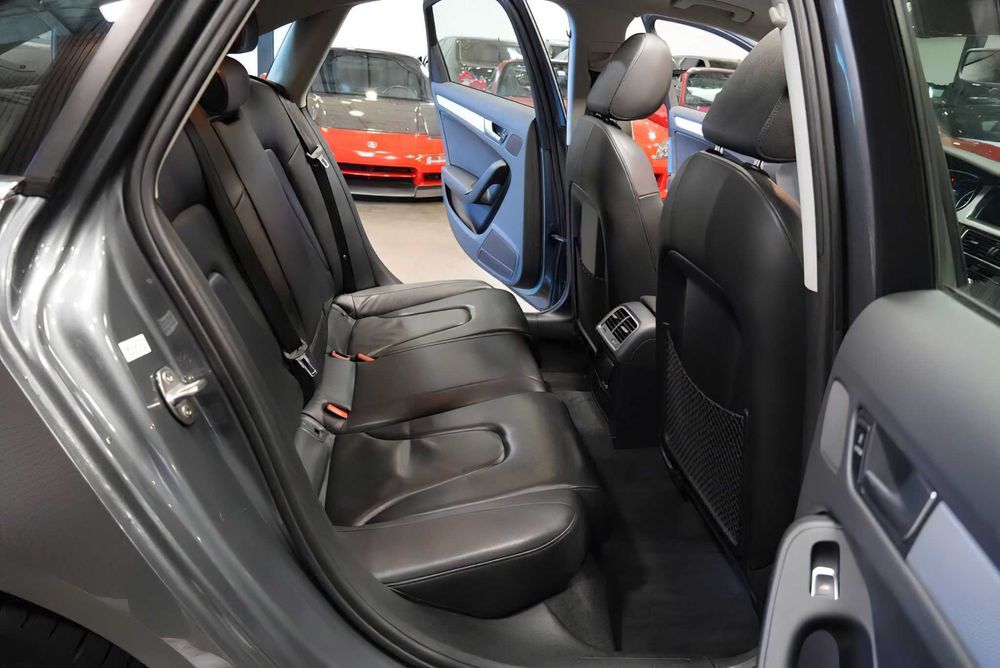 Audi A4      2015