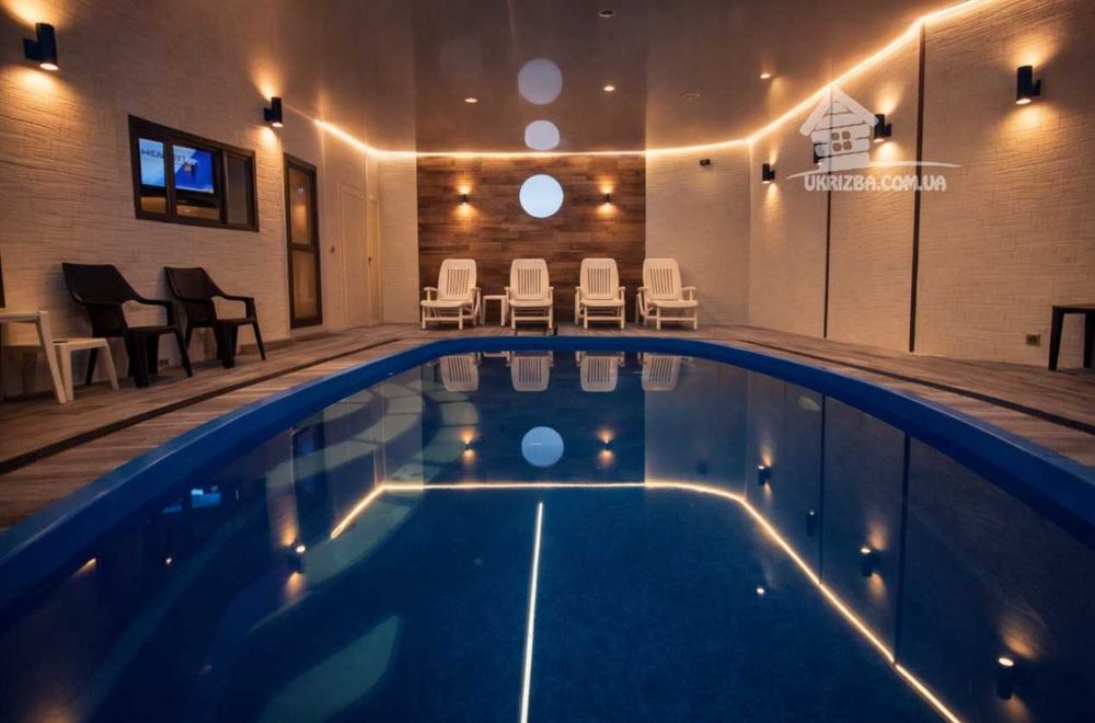 Дом 250 кв. Большой бассейн с подогревом, сауна, бильярд, генератор