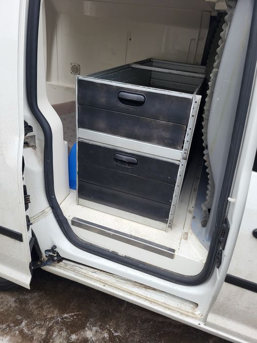 Zabudowa serwisowa szuflady