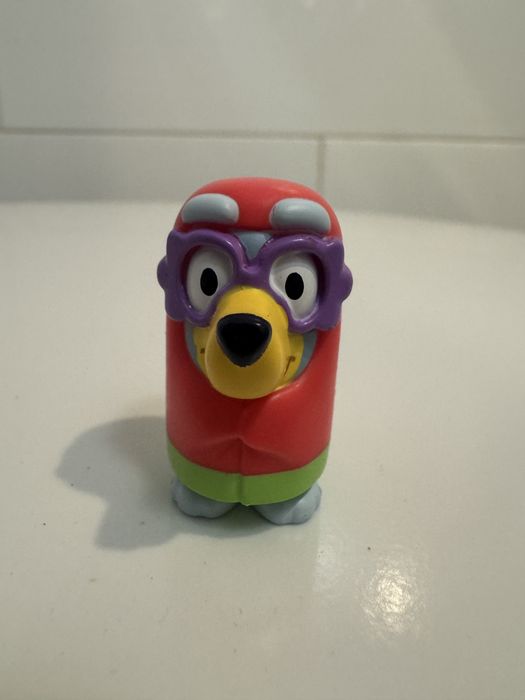 Bluey Blue Ludo Studio Bluey Babunia Janina figurka seria 1 wysokość 3cm.