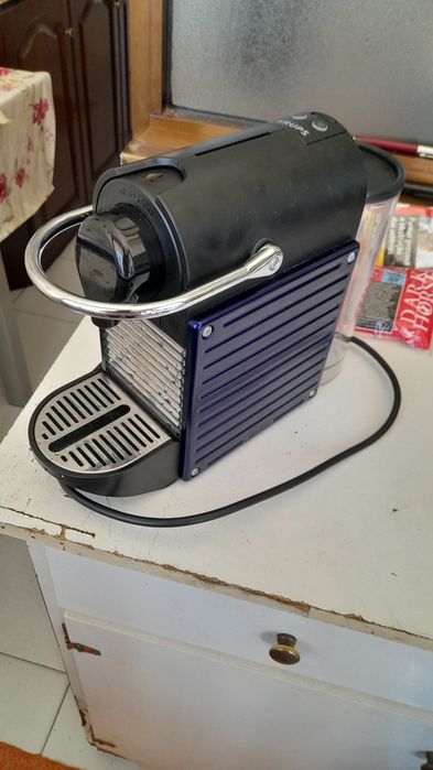Vendo máquina de café pixie da nespresso