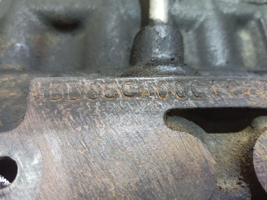 Двигун мотор двигатель Cherokee 2.5 TD DD85C