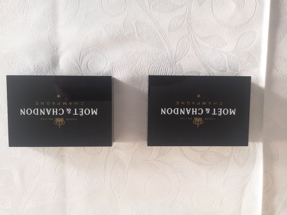 Placas moet & chandon