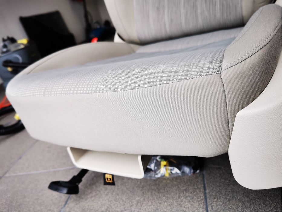 Pranie tapicerki - atrakcyjne ceny, dojazd do klienta/na miejscu.