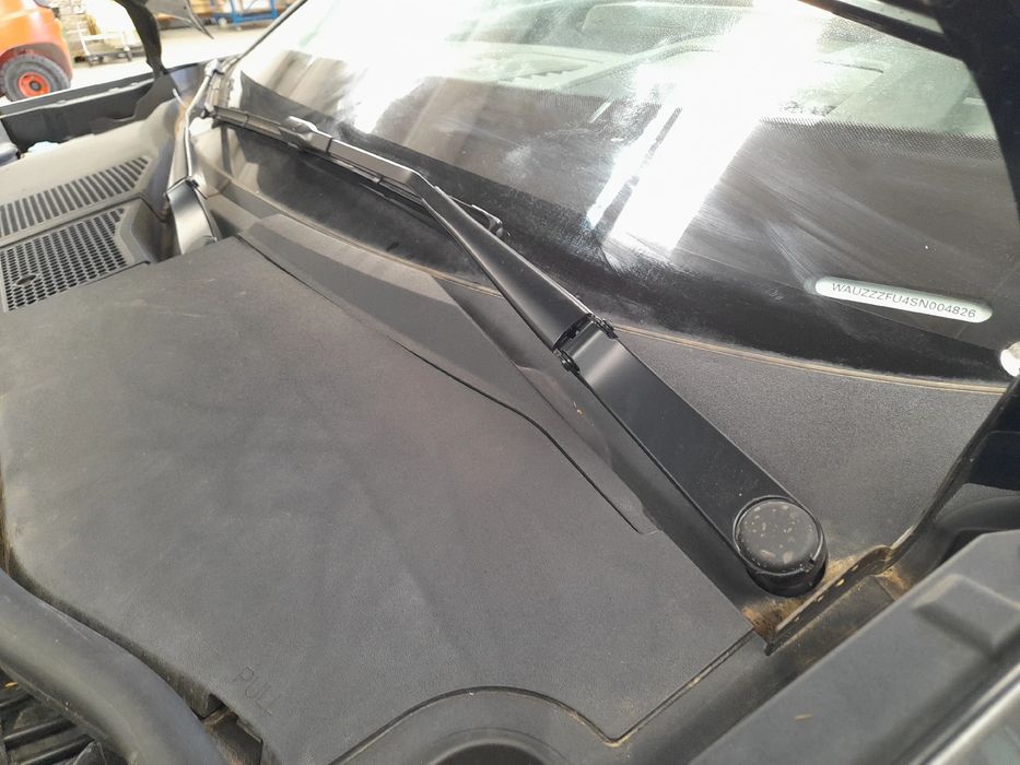 Haste / braço de escova limpa vidros frente esquerda AUDI A5 (FU2)