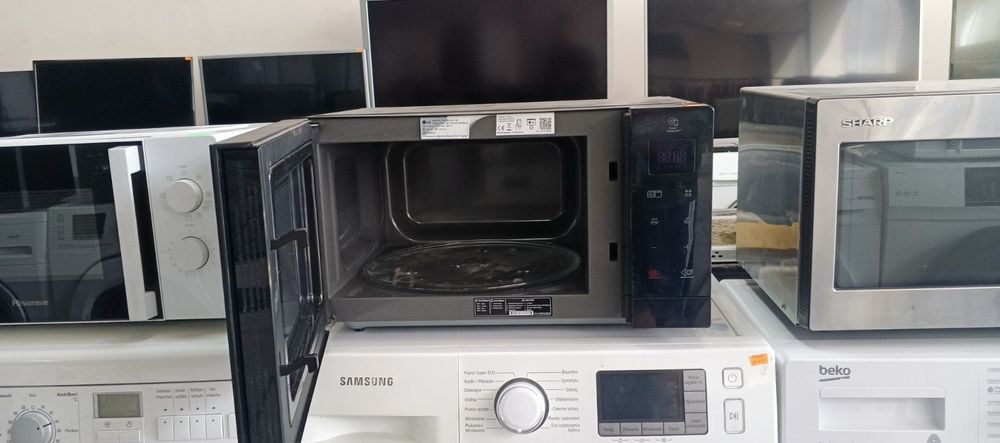 мікрохвильова піч LG MH7032JAS