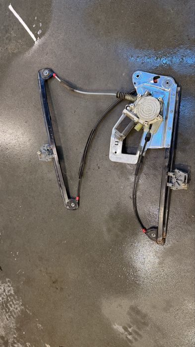 Склопідйомник бмв е39 рест передній правий