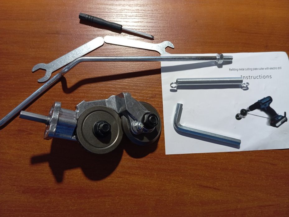Приспособа для резки листового металла, насадка на дрель нож по металл