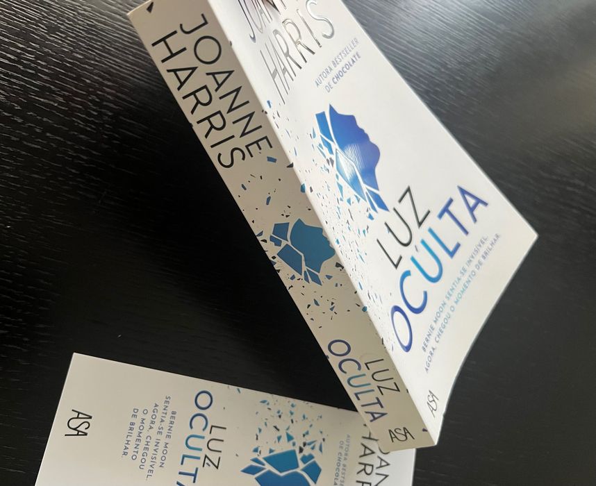Livro “Luz Oculta”, Joanne Harris