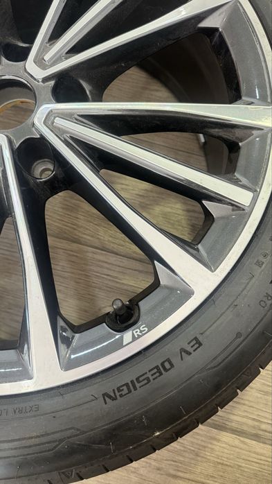 Jantes Audi A6 e-tron 20” + Pneus Falken 235/45 R20 e 265/40 R20