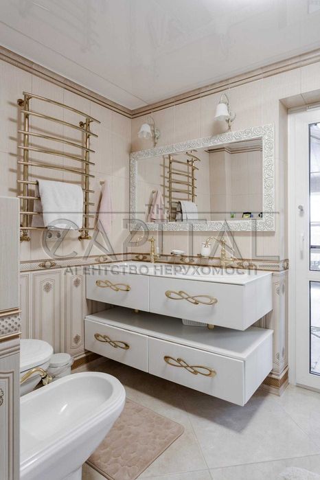 Продажа 3-этажного дома, с. Ворзель, Бучанский р-н