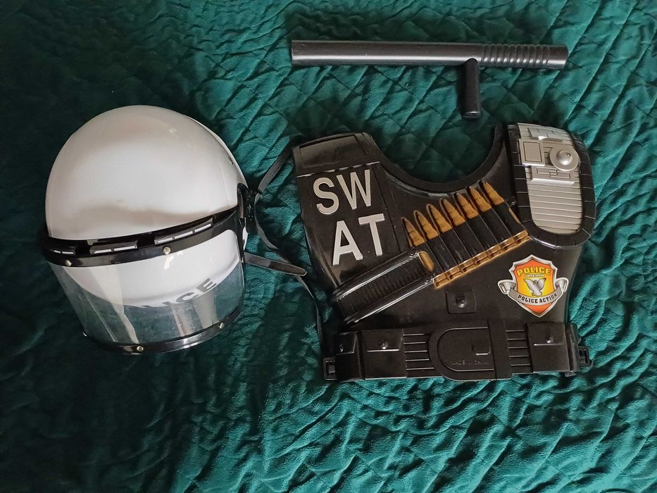 Strój policjanta - 3 akcesoria