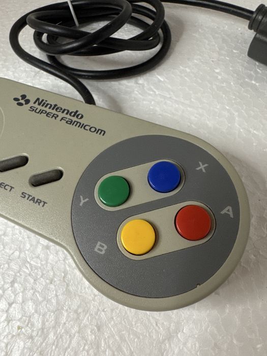 Kontroler pad do Nintendo Super Famicom / Super Nintendo SNES