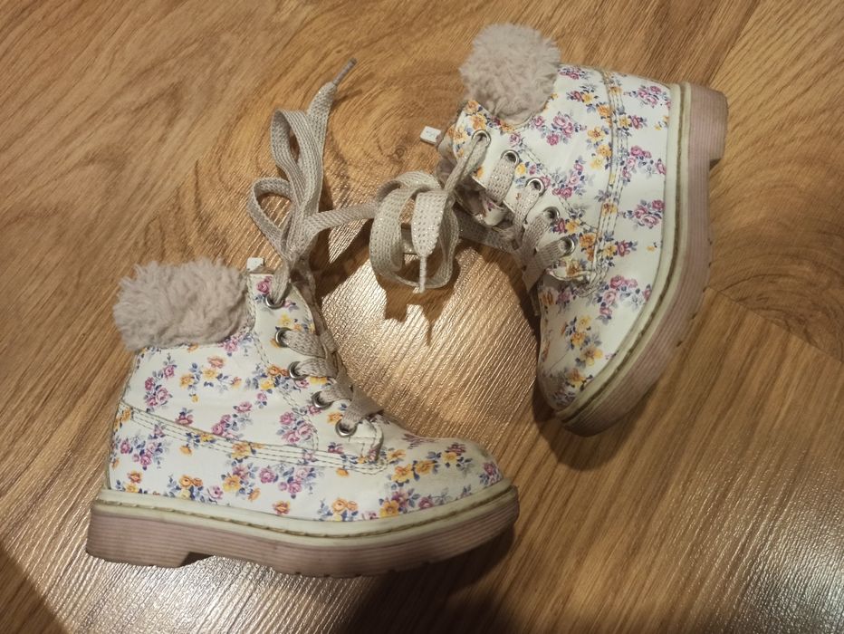 Traperki NELLI BLUCM White 23 zimowe