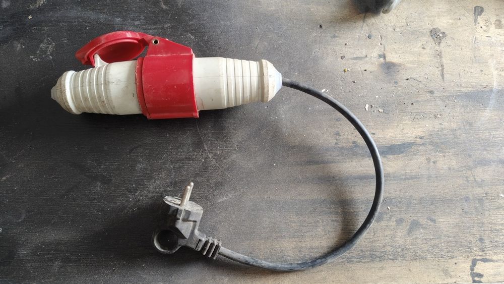 Adapter zasilania do spawarki