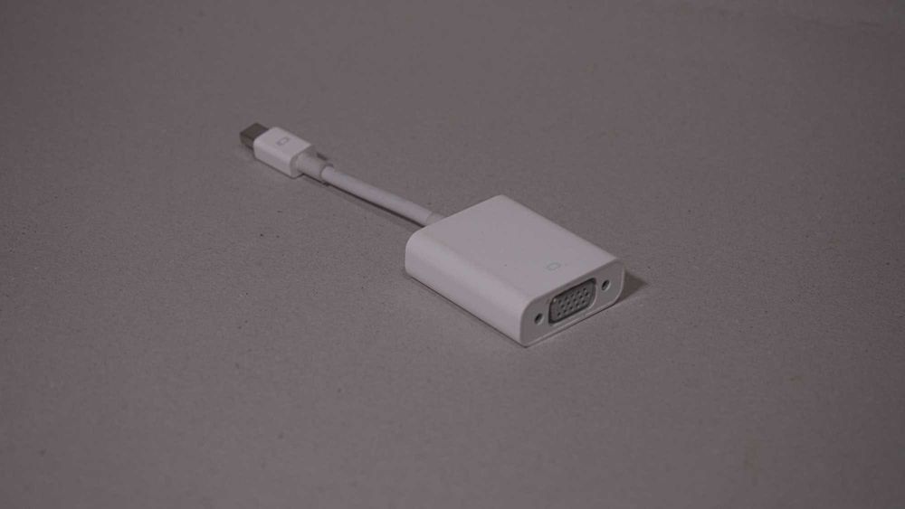 Original Apple Mini DisplayPort/Thunderbolt to VGA Adapter64740752004227120