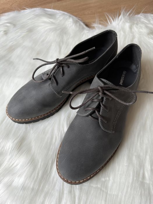 Szare oksfordki damskie Deichmann