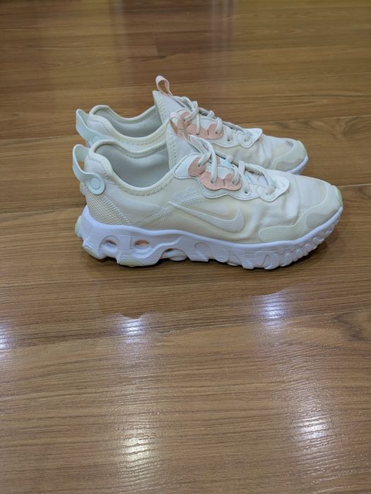 Жіночі кросівки Nike W React ART3MIS оригінал 39 р