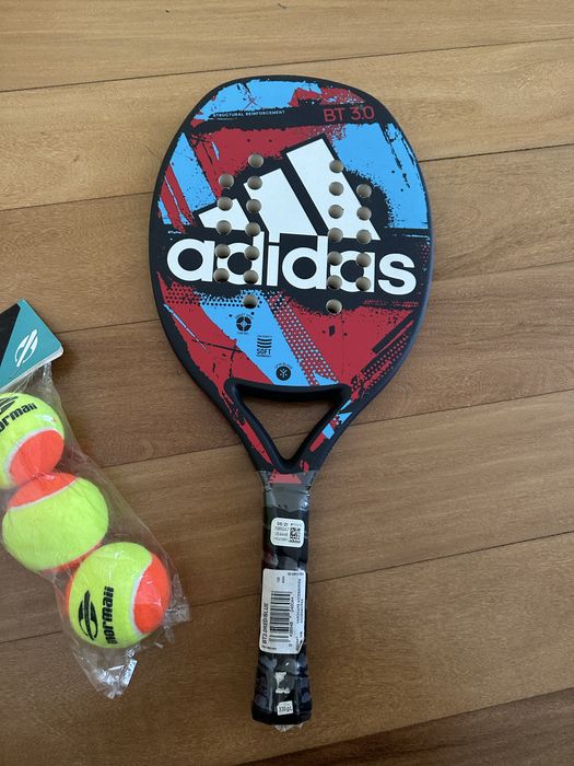 Raquete Beach Tennis Nova + Bolas
