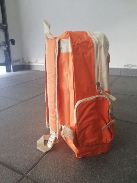 Mochila - Nova cor de laranja