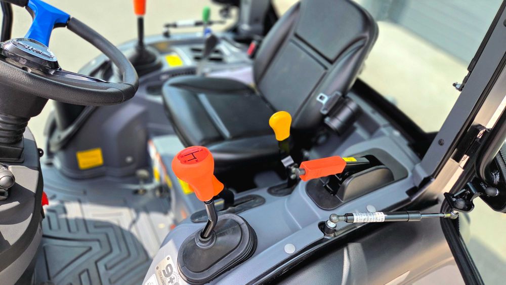 Ciągnik mini traktor Solis S 26 4wd Kabina Oryginalna - RABATY !