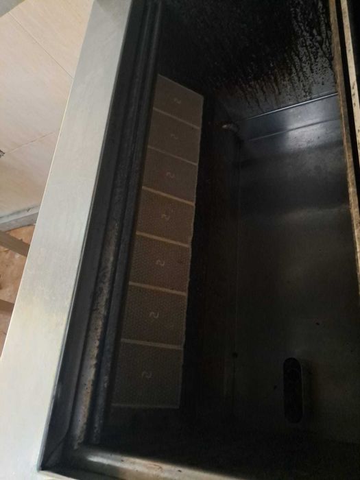 Grelhador Gresilva com Grelha e Espetos a Gás