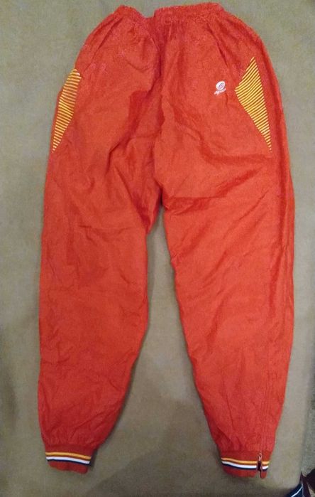 Новий спортивний  костюм