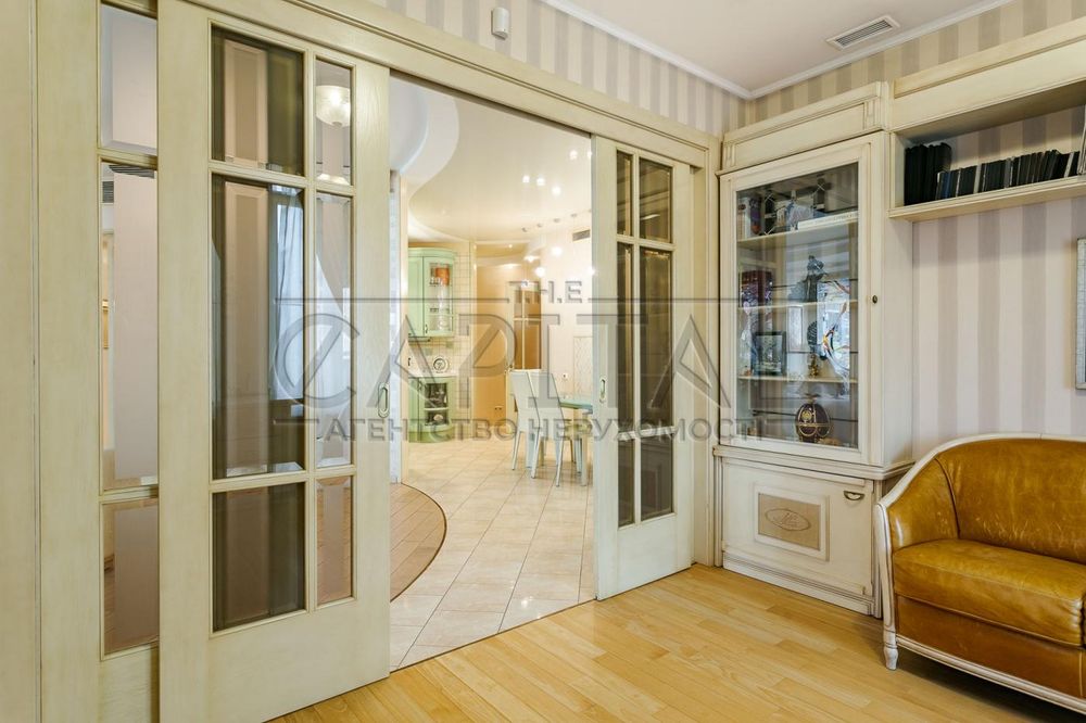 Продаж 3к квартири, ЖК Дипломат хол, вул. Жилянська, Голосієво