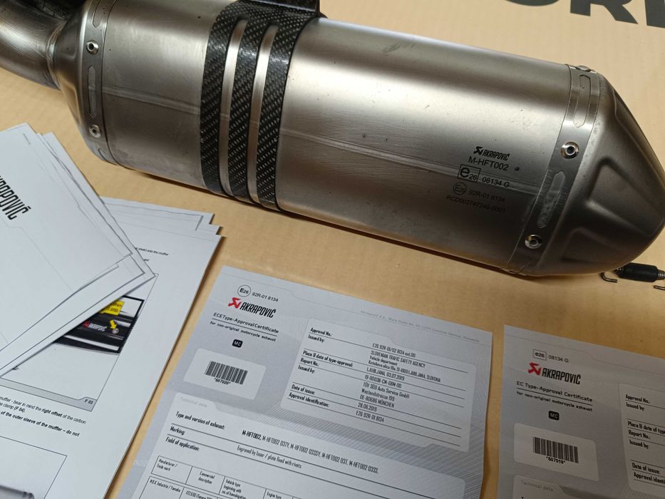 Ponteira Akrapovic Yamaha Tenere Como nova - versão RARA