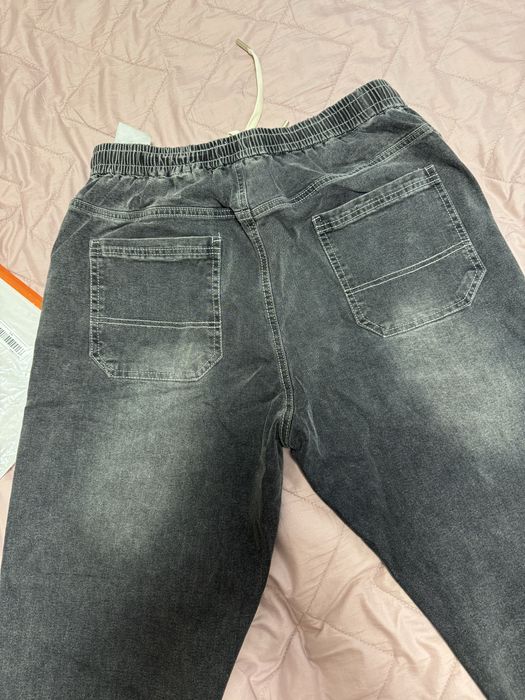 Чоловічі джинси, сірі, розмір L на резинці