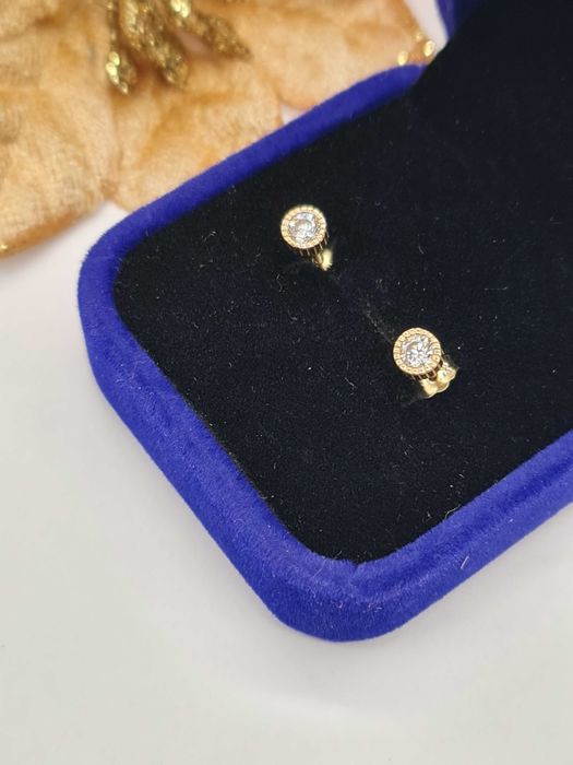 Śliczne złote kolczyki z cyrkonią 585 1,17g