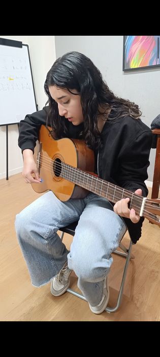 Aulas de Guitarra Acústica / Elétrica