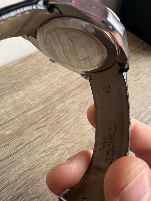 Zegarek Tissot , szkło szafirowe, nowy pasek