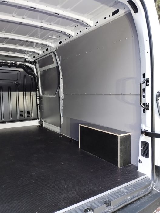 Zabudowa - podłoga, ściana, nadkola - RENAULT MASTER III L3H2