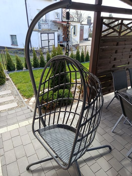 Fotel ogrodowy wiszący