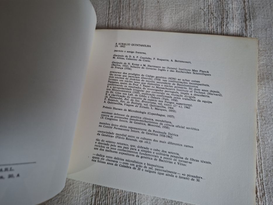 Poesia primeira edição de Vitorino Nemésio