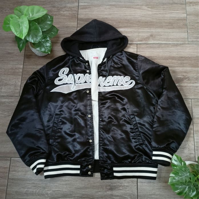 【R】Supreme Satin Varsity Jacket Kurtka Supreme hooded satin varsity jacket Brodnica • OLX.pl