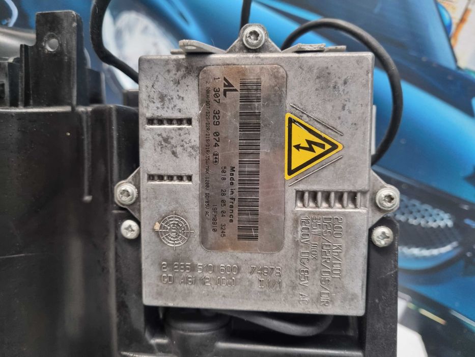 Otica esquerda bi xenon BMW E46