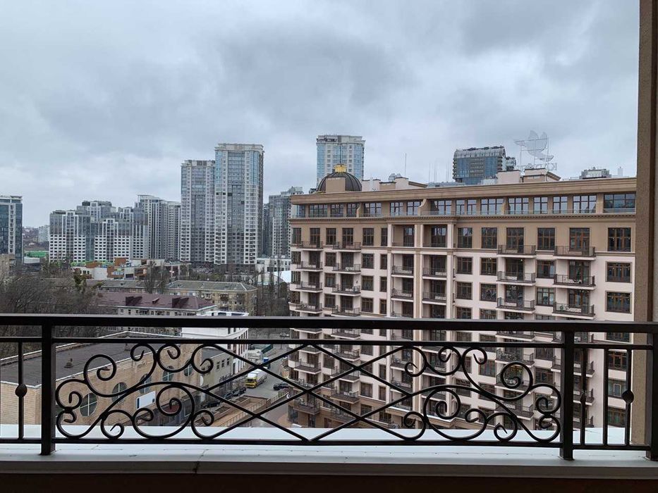 Пентхаус на Печерську в ЖК KADORR