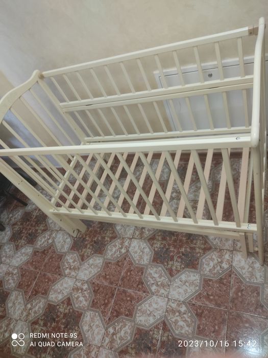 Дитяче ліжечко-колиска б/у