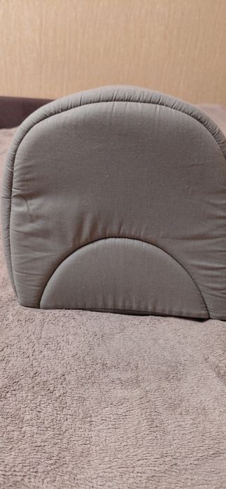 Будинок-лежак для собак і кішок