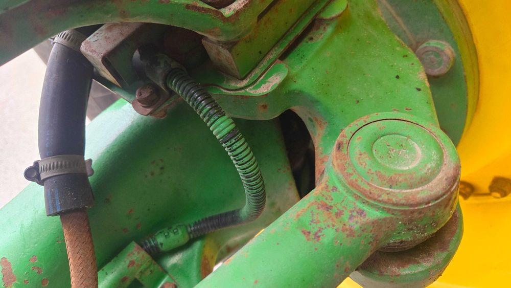 Трактор john deere 6930