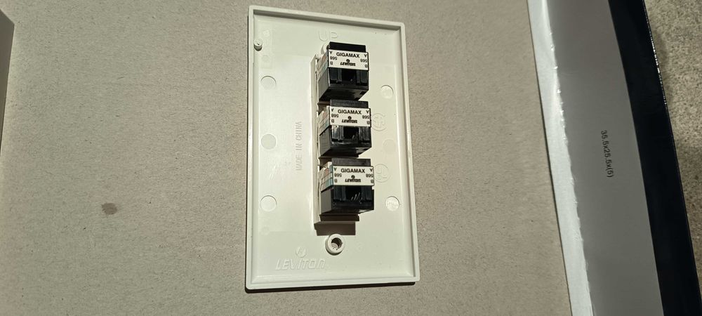 Placa parede ethernet 3portas LEVITON