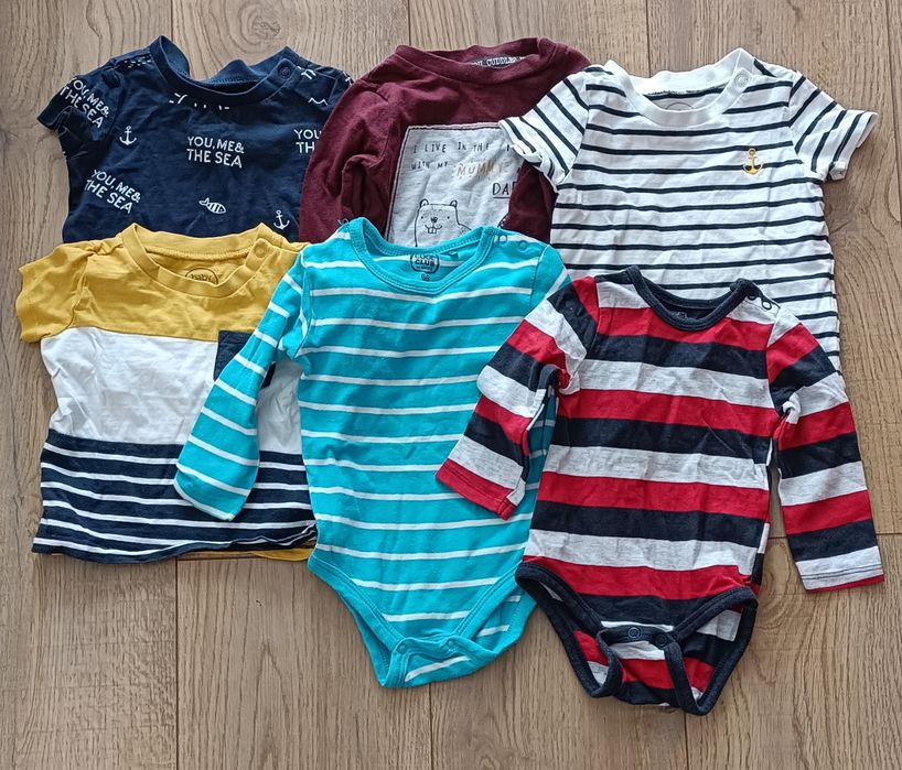 Zestaw ubranek niemowlęcych